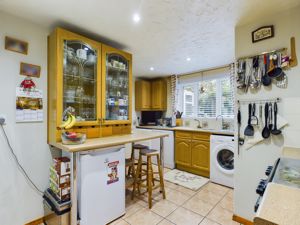 Kitchen- click for photo gallery